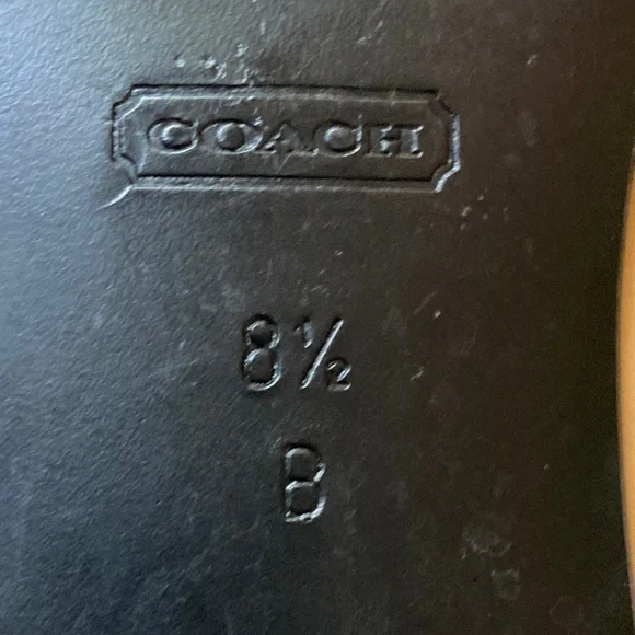 Coach Women Vtg tan smooth leather square toe dress shoes with bow size 8.5 - Picture 11 of 11